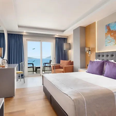 Hotel La Quinta By Wyndham Bodrum
