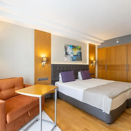 La Quinta By Wyndham Отель 4*