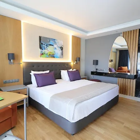 La Quinta By Wyndham Бодрум