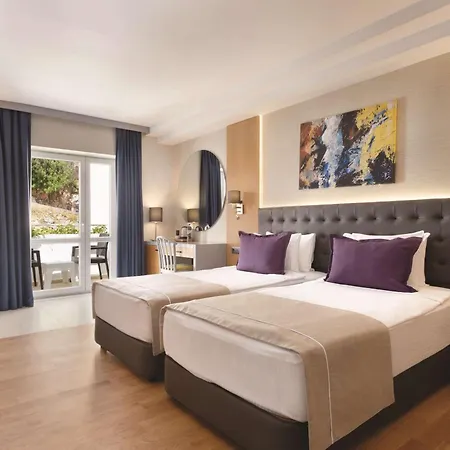 La Quinta By Wyndham Отель Бодрум