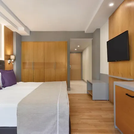 Hotel La Quinta By Wyndham Bodrum