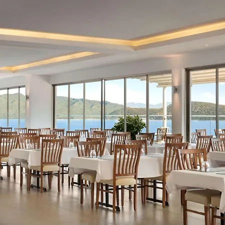 La Quinta By Wyndham Hotel