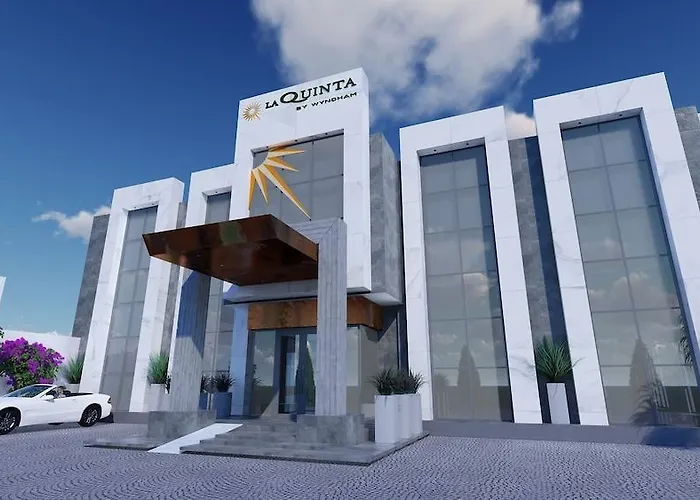 La Quinta By Wyndham 호텔 4*